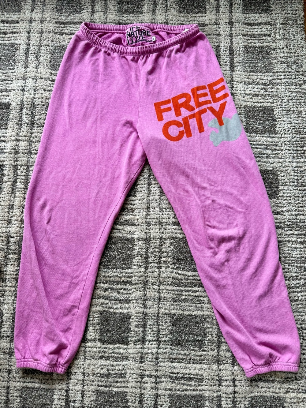 freecity Pink Sweat Joggers with Orange Logo
